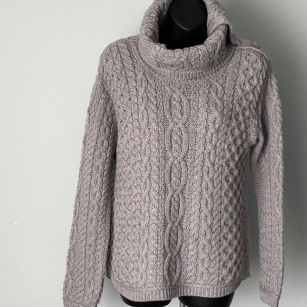 ARAN MOR 100% Merino Wool Sweater